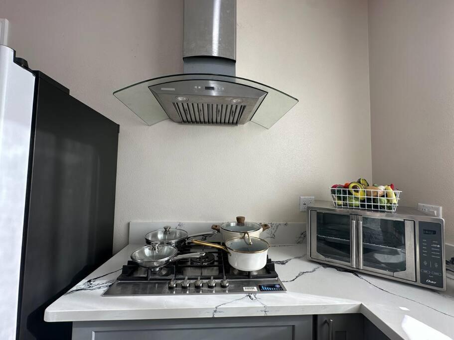 New Renovated House In Little Saigon Villa Midway City Eksteriør bilde