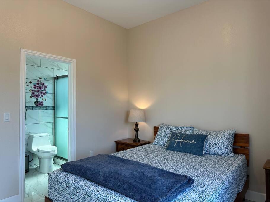 New Renovated House In Little Saigon Villa Midway City Eksteriør bilde